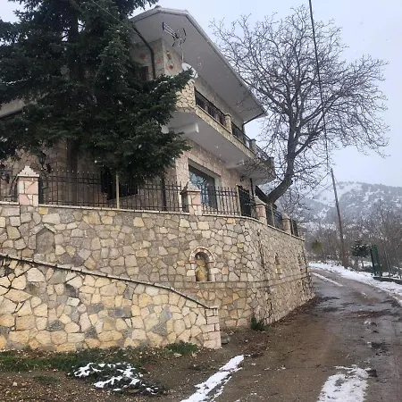 Goutos Alpin 别墅 卡拉维塔